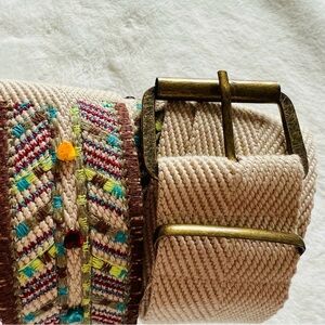 Vintage  embroidery belt, 90s  wide belt, bronze tone eyelets, boho hippie. S-L.